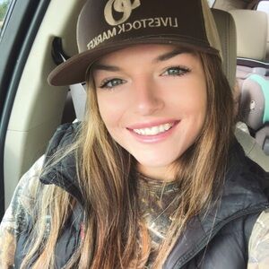 Meet your Posher, Harley